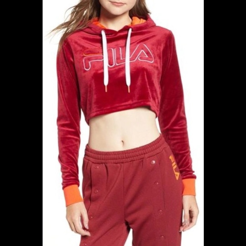 Fila velour cropped hoodie (M)